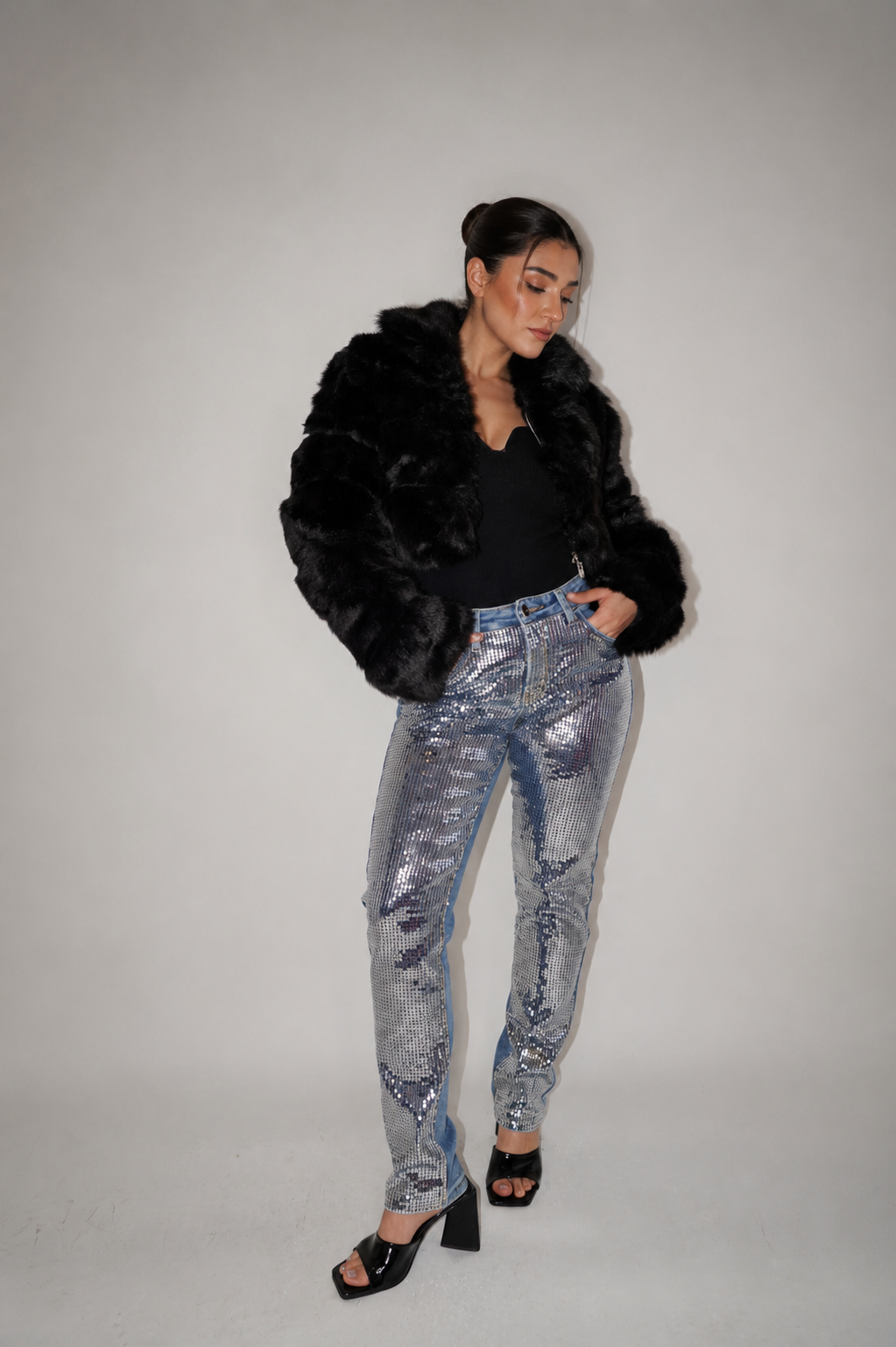 GINA JEANS