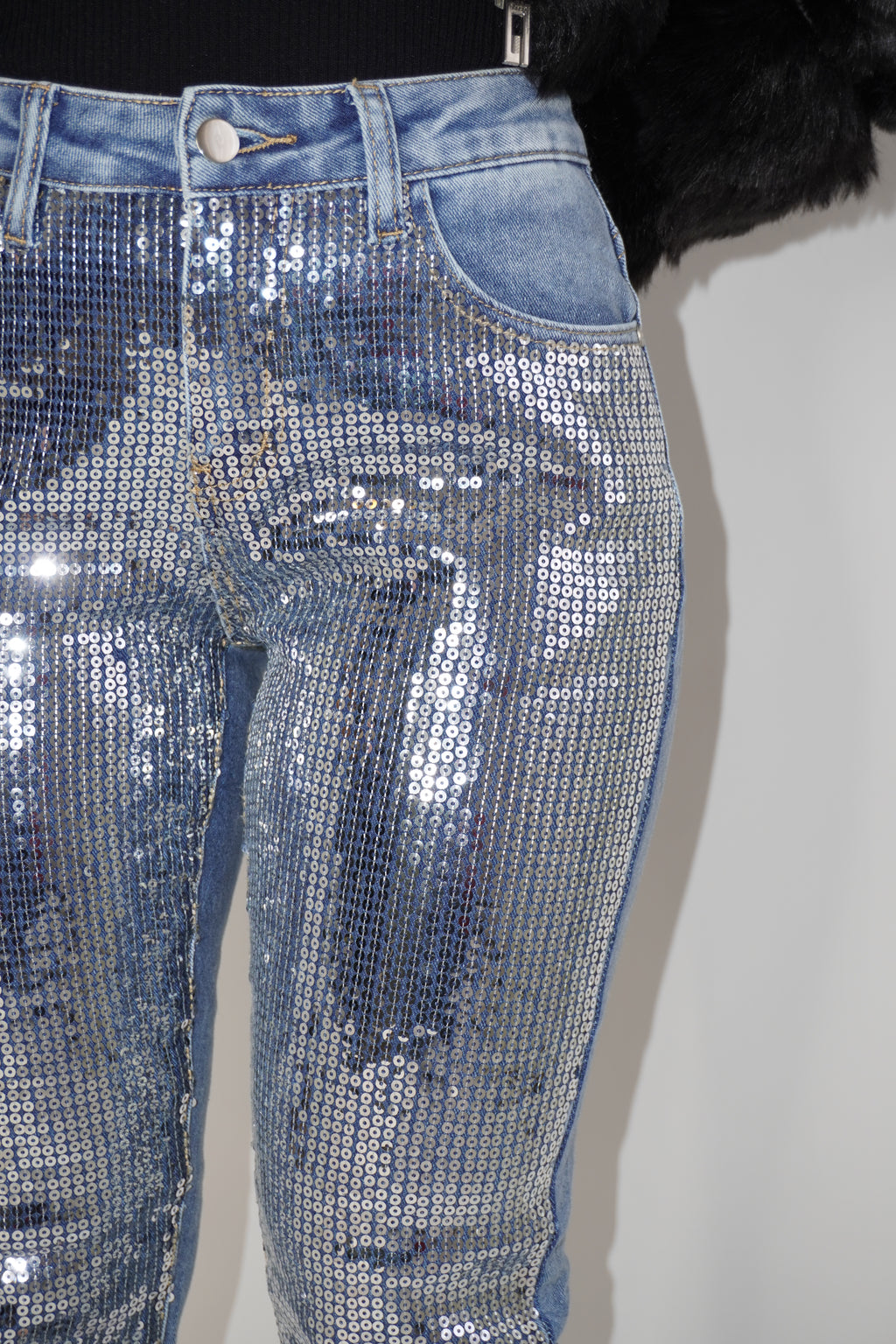 GINA JEANS