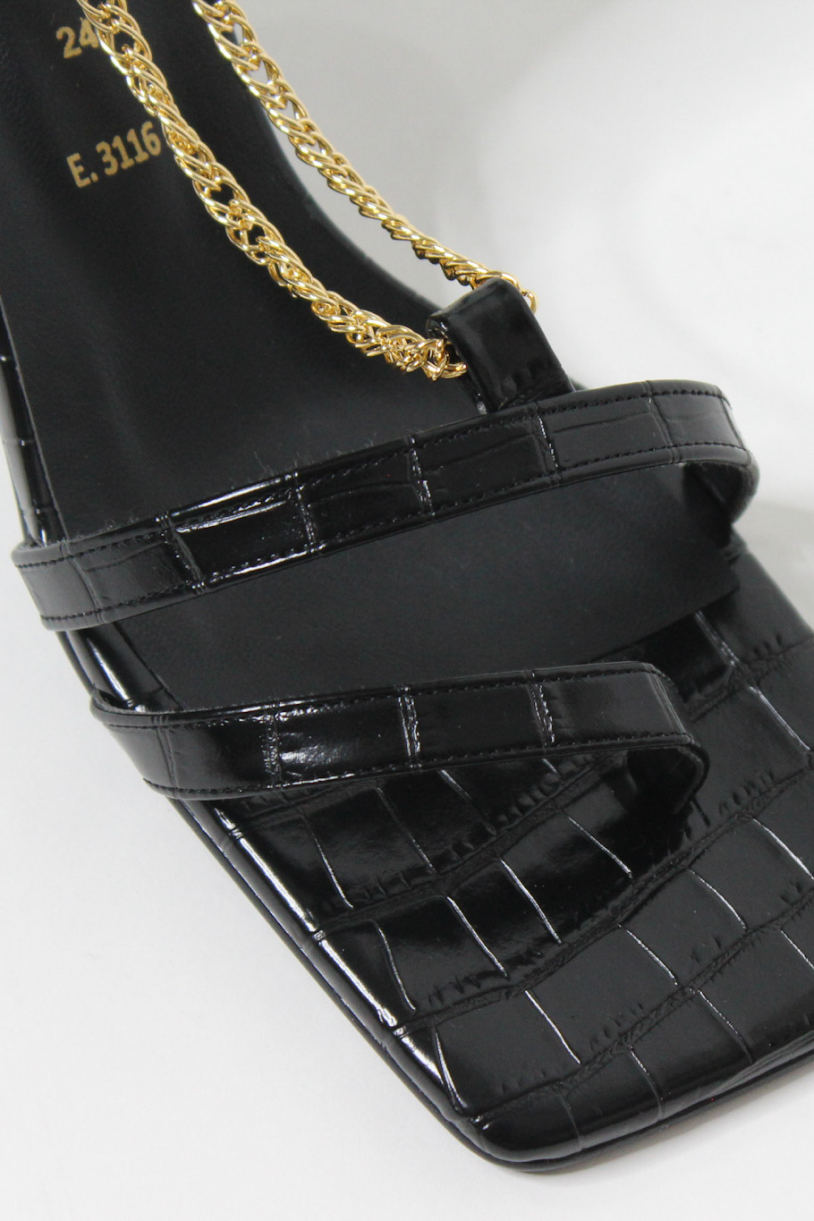 VICKA - BLACK