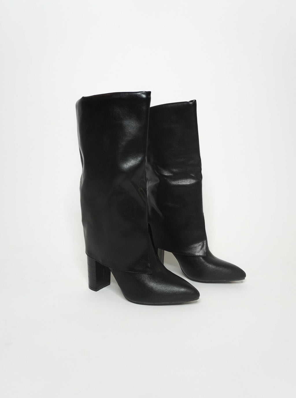 STELLA BLACK