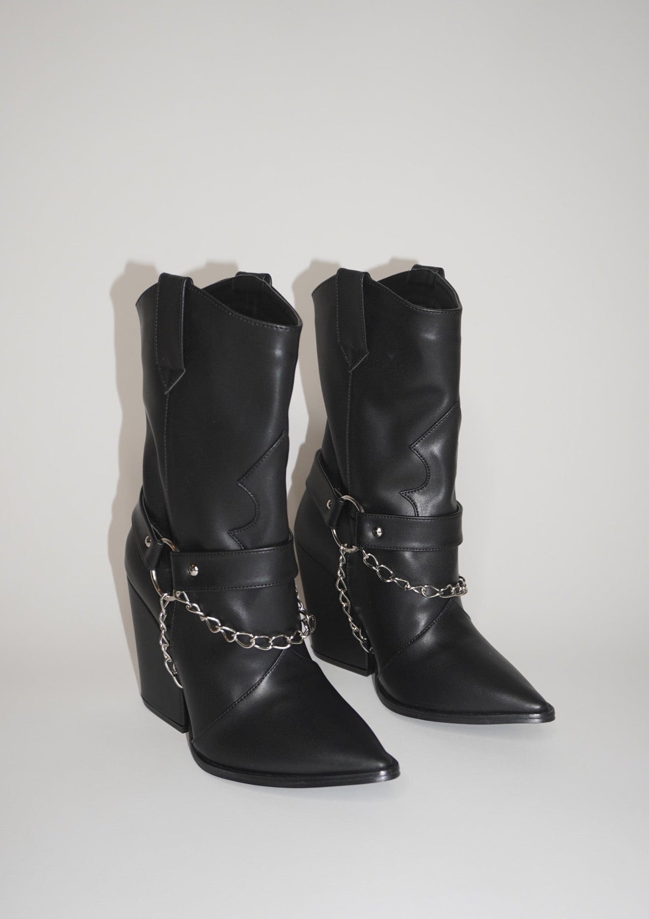 SELENA - BLACK