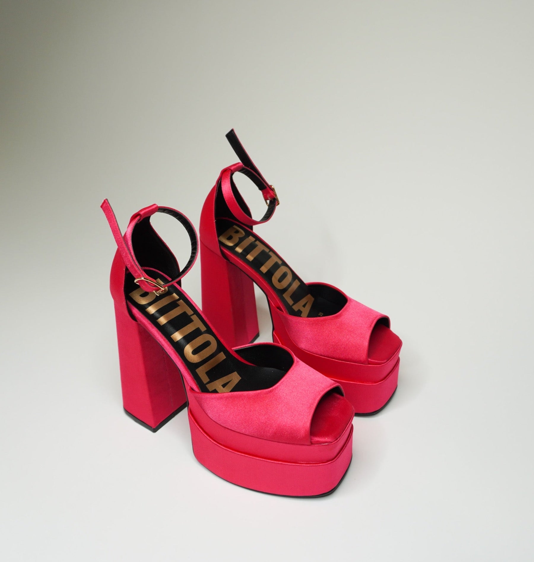 NICOLE - HOT PINK
