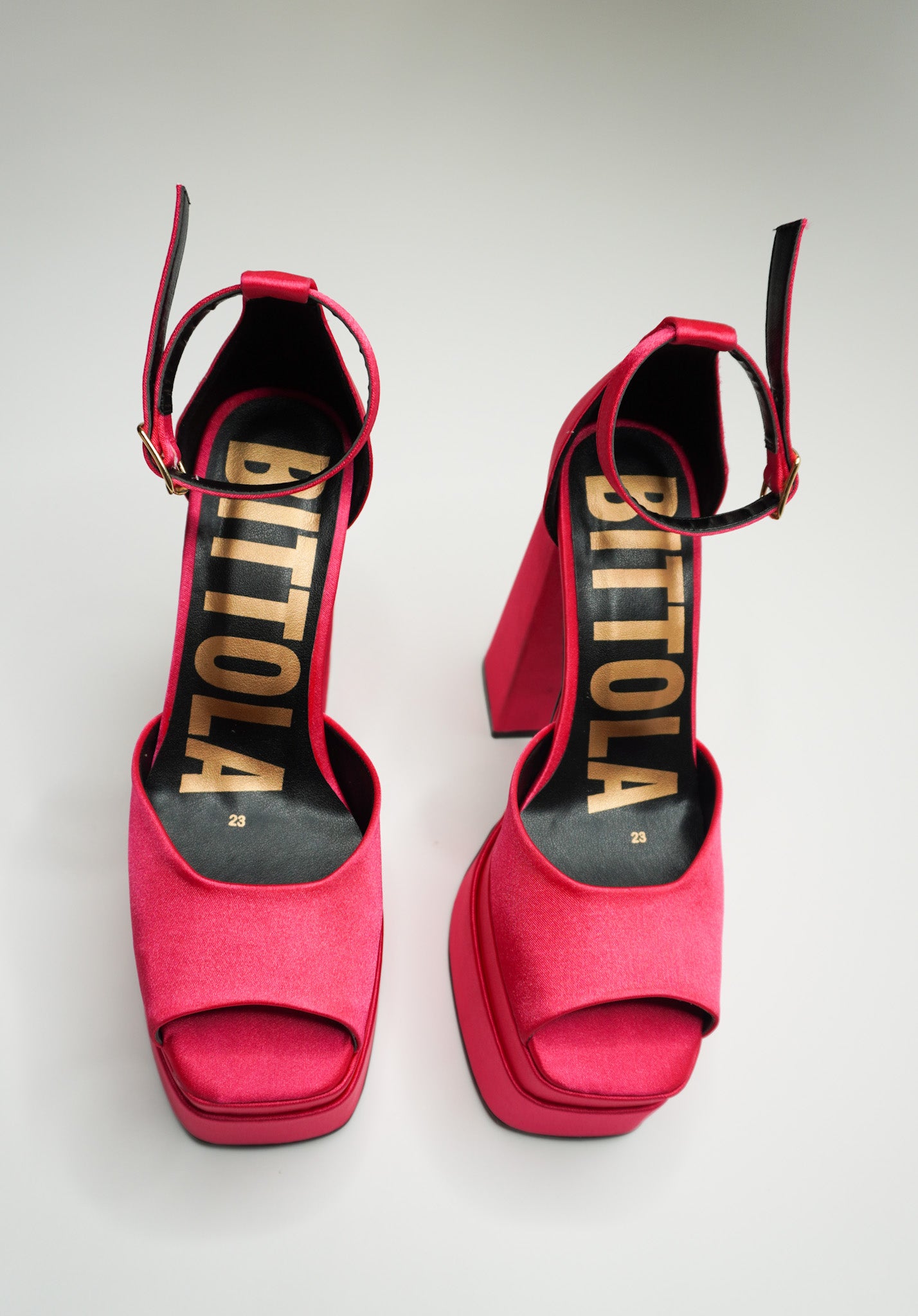 NICOLE - HOT PINK